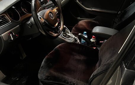 Volkswagen Jetta VI, 2017 год, 1 300 000 рублей, 6 фотография