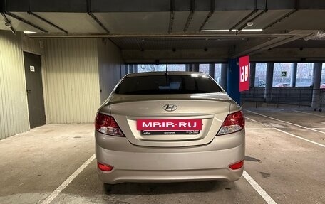 Hyundai Solaris II рестайлинг, 2013 год, 950 000 рублей, 6 фотография