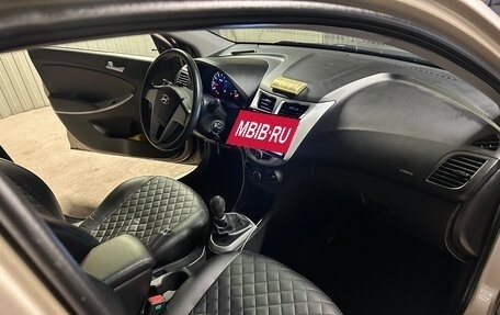 Hyundai Solaris II рестайлинг, 2013 год, 950 000 рублей, 17 фотография