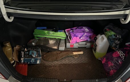 Hyundai Solaris II рестайлинг, 2013 год, 950 000 рублей, 23 фотография