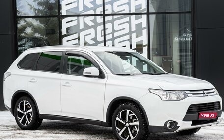 Mitsubishi Outlander III рестайлинг 3, 2014 год, 1 300 000 рублей, 1 фотография