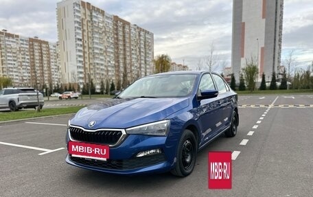 Skoda Rapid II, 2021 год, 1 420 000 рублей, 2 фотография