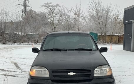 Chevrolet Niva I рестайлинг, 2005 год, 410 000 рублей, 5 фотография