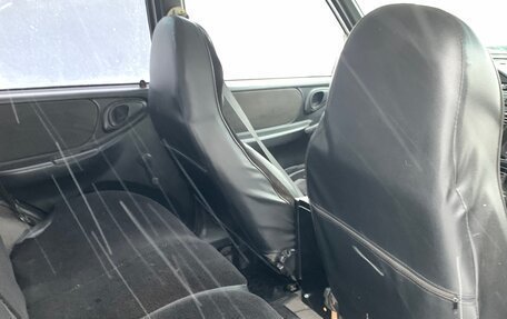 Chevrolet Niva I рестайлинг, 2005 год, 410 000 рублей, 20 фотография