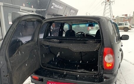 Chevrolet Niva I рестайлинг, 2005 год, 410 000 рублей, 15 фотография