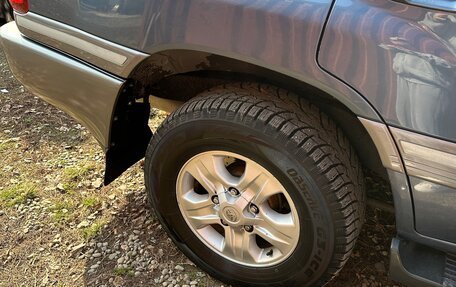 Toyota Land Cruiser 100 рестайлинг 2, 2006 год, 2 000 000 рублей, 15 фотография