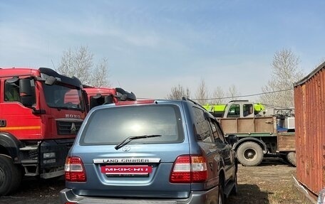 Toyota Land Cruiser 100 рестайлинг 2, 2006 год, 2 000 000 рублей, 12 фотография