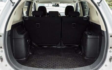 Mitsubishi Outlander III рестайлинг 3, 2014 год, 1 300 000 рублей, 17 фотография