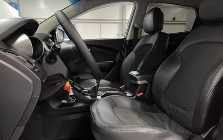 Hyundai ix35 I рестайлинг, 2011 год, 969 000 рублей, 18 фотография