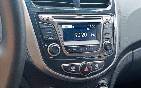 Hyundai Solaris II рестайлинг, 2016 год, 870 000 рублей, 18 фотография