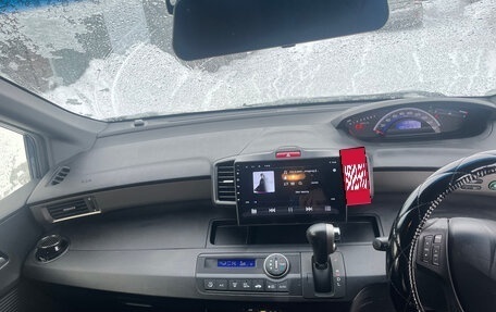 Honda Freed I, 2014 год, 1 550 000 рублей, 12 фотография