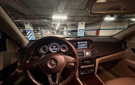 Mercedes-Benz E-Класс, 2013 год, 2 100 000 рублей, 2 фотография