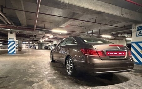 Mercedes-Benz E-Класс, 2013 год, 2 100 000 рублей, 8 фотография