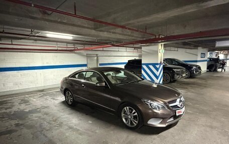Mercedes-Benz E-Класс, 2013 год, 2 100 000 рублей, 10 фотография