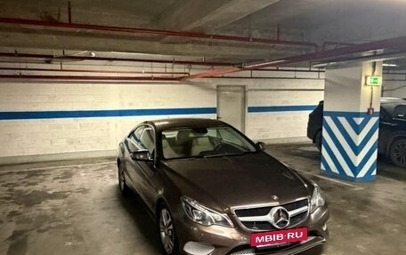 Mercedes-Benz E-Класс, 2013 год, 2 100 000 рублей, 16 фотография
