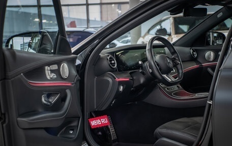 Mercedes-Benz E-Класс, 2021 год, 6 000 000 рублей, 17 фотография