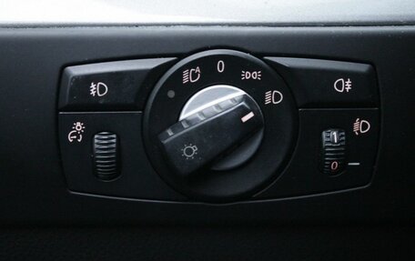 BMW 5 серия, 2009 год, 1 044 000 рублей, 16 фотография