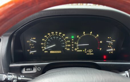 Lexus LX II, 2002 год, 1 390 000 рублей, 23 фотография