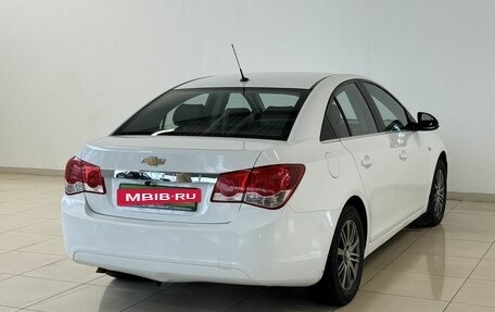 Chevrolet Cruze II, 2011 год, 690 000 рублей, 4 фотография