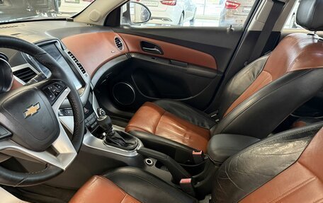 Chevrolet Cruze II, 2011 год, 690 000 рублей, 9 фотография