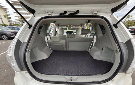 Toyota Prius Alpha I (ZVW40/41), 2011 год, 1 000 000 рублей, 2 фотография