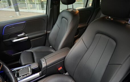 Mercedes-Benz GLA, 2021 год, 3 890 000 рублей, 13 фотография