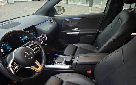 Mercedes-Benz GLA, 2021 год, 3 890 000 рублей, 14 фотография