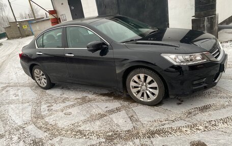Honda Accord IX рестайлинг, 2013 год, 1 580 000 рублей, 3 фотография
