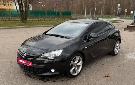 Opel Astra J, 2013 год, 945 000 рублей, 2 фотография
