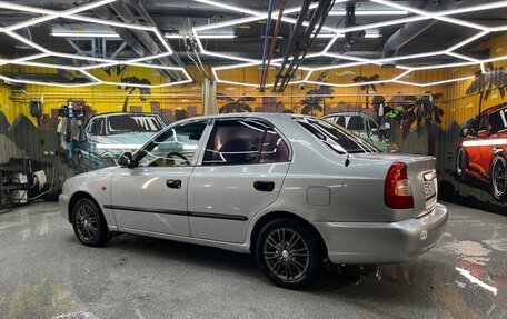 Hyundai Accent II, 2004 год, 238 000 рублей, 9 фотография