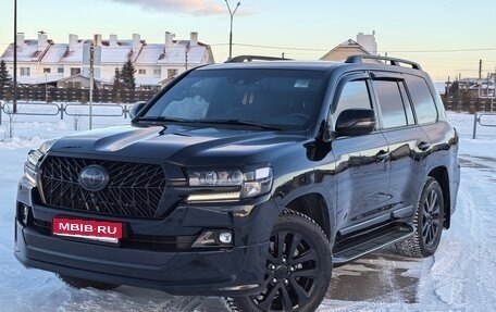 Toyota Land Cruiser 200, 2018 год, 9 000 000 рублей, 1 фотография