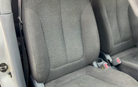 Hyundai Accent II, 2004 год, 238 000 рублей, 23 фотография