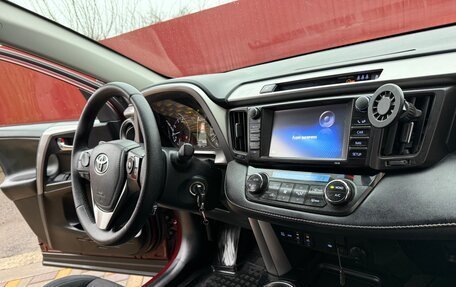 Toyota RAV4, 2018 год, 2 250 000 рублей, 19 фотография