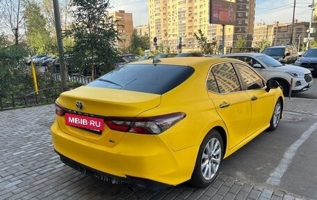 Toyota Camry, 2021 год, 3 000 000 рублей, 4 фотография