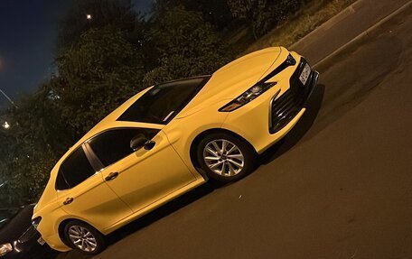 Toyota Camry, 2021 год, 3 000 000 рублей, 6 фотография