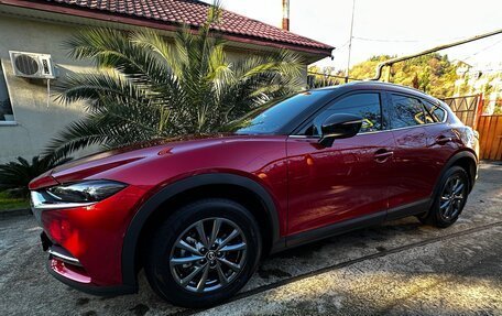 Mazda CX-4, 2023 год, 2 995 000 рублей, 2 фотография