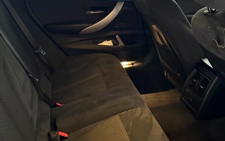 BMW 3 серия, 2018 год, 2 899 000 рублей, 11 фотография