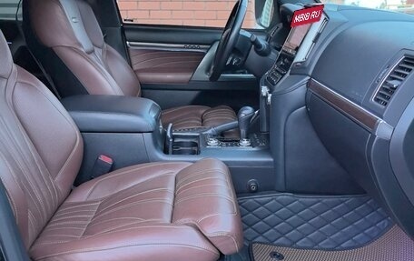 Toyota Land Cruiser 200, 2018 год, 9 000 000 рублей, 24 фотография