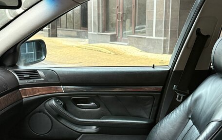 BMW 5 серия, 2003 год, 675 000 рублей, 24 фотография