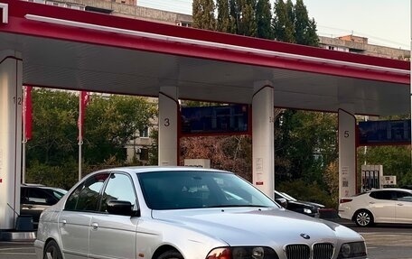 BMW 5 серия, 2001 год, 800 000 рублей, 2 фотография
