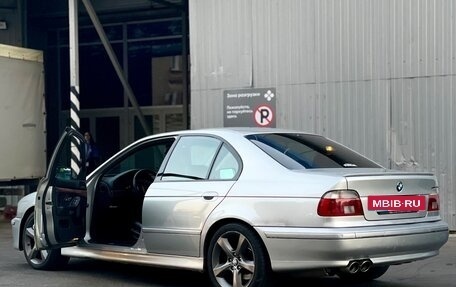 BMW 5 серия, 2001 год, 800 000 рублей, 3 фотография