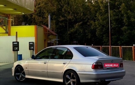 BMW 5 серия, 2001 год, 800 000 рублей, 8 фотография