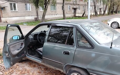 Daewoo Nexia I рестайлинг, 2005 год, 90 000 рублей, 8 фотография