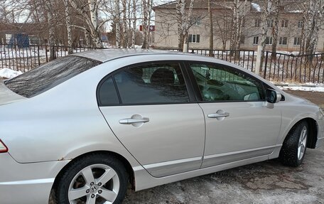 Honda Civic VIII, 2010 год, 615 000 рублей, 4 фотография
