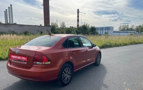 Volkswagen Polo VI (EU Market), 2016 год, 840 000 рублей, 2 фотография