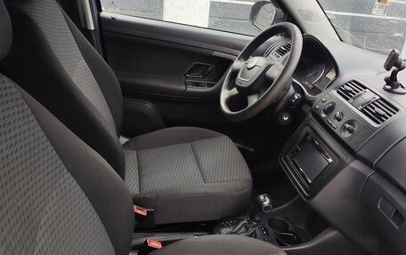 Skoda Fabia II, 2011 год, 550 000 рублей, 5 фотография