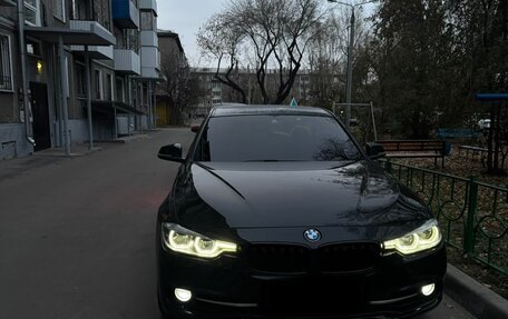 BMW 3 серия, 2016 год, 1 650 000 рублей, 3 фотография