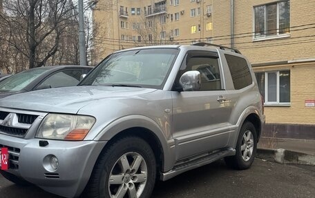Mitsubishi Pajero III рестайлинг, 2005 год, 1 350 000 рублей, 14 фотография