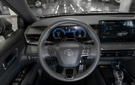 Toyota Camry, 2025 год, 4 650 000 рублей, 11 фотография