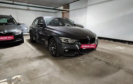 BMW 3 серия, 2017 год, 2 900 000 рублей, 18 фотография